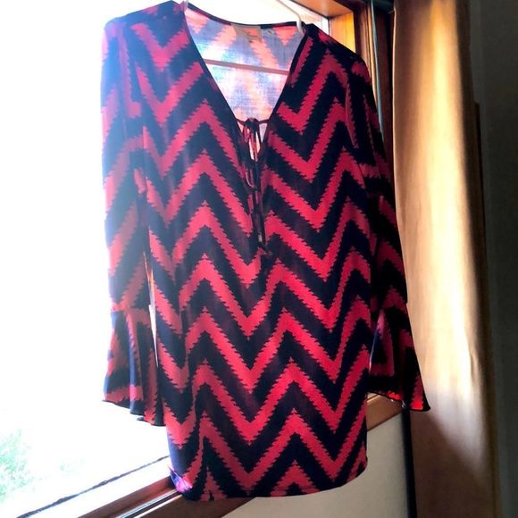 🔔 Sleeve Tunic - Picture 3 of 5